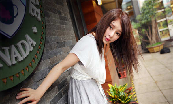 新绛想找一个女性生孩子给报酬-｛找个女人生孩子多少钱｝